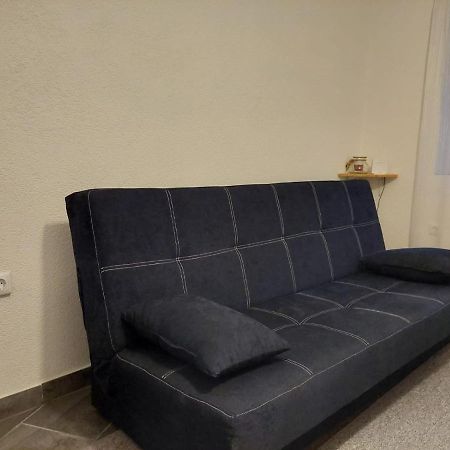 Apartman Amelaa Kulen Vakuf Buitenkant foto