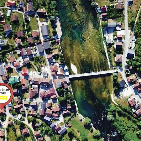Apartman Amelaa Kulen Vakuf Buitenkant foto